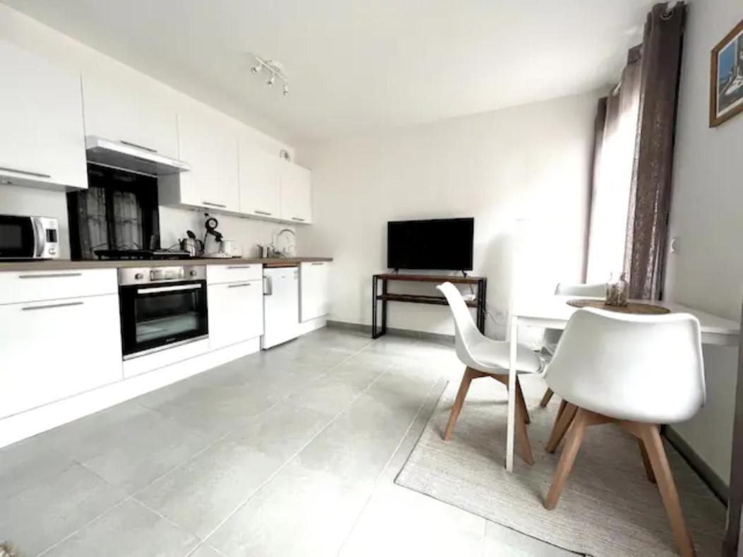 Le Bellifontain - Proche Centre Apartamento Avon Exterior foto